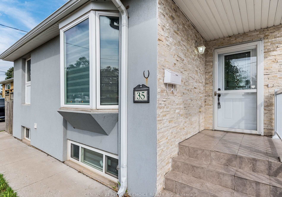 35-farr-avenue-etobicoke-ontario-w12346153