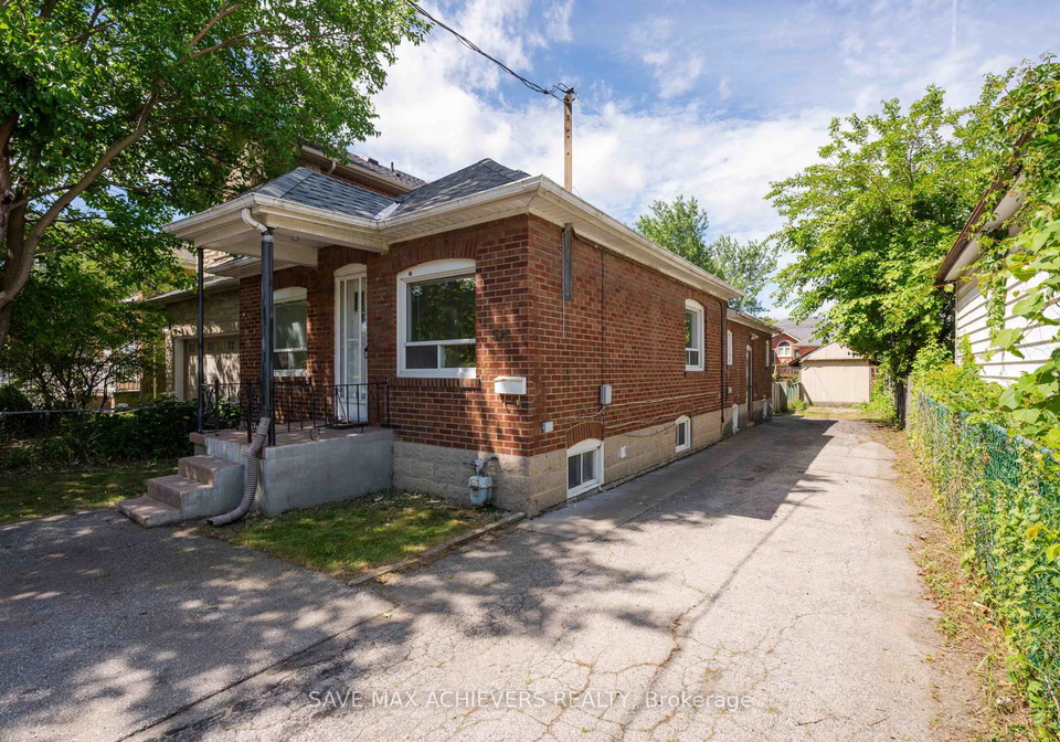 54-harold-street-etobicoke-ontario-w12346270