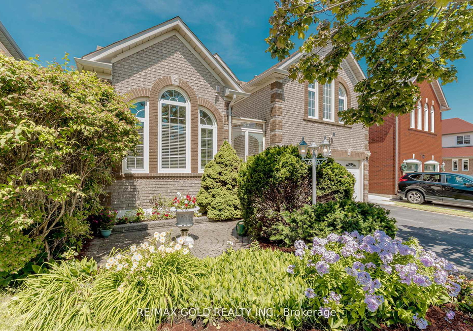 25-red-cedar-crescent-brampton-ontario-w12346520