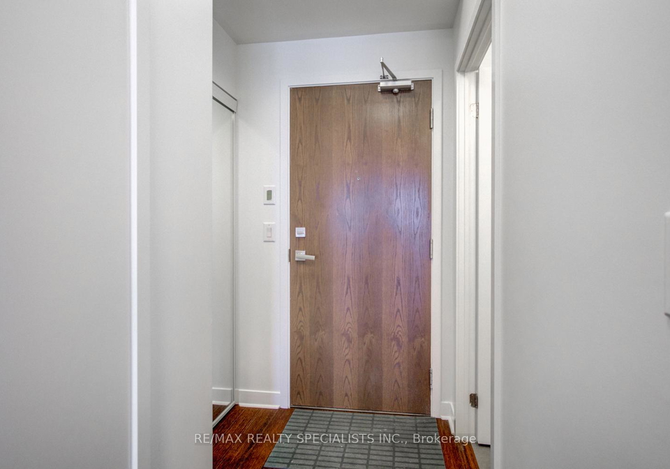 360-square-one-drive-mississauga-ontario-w12346560