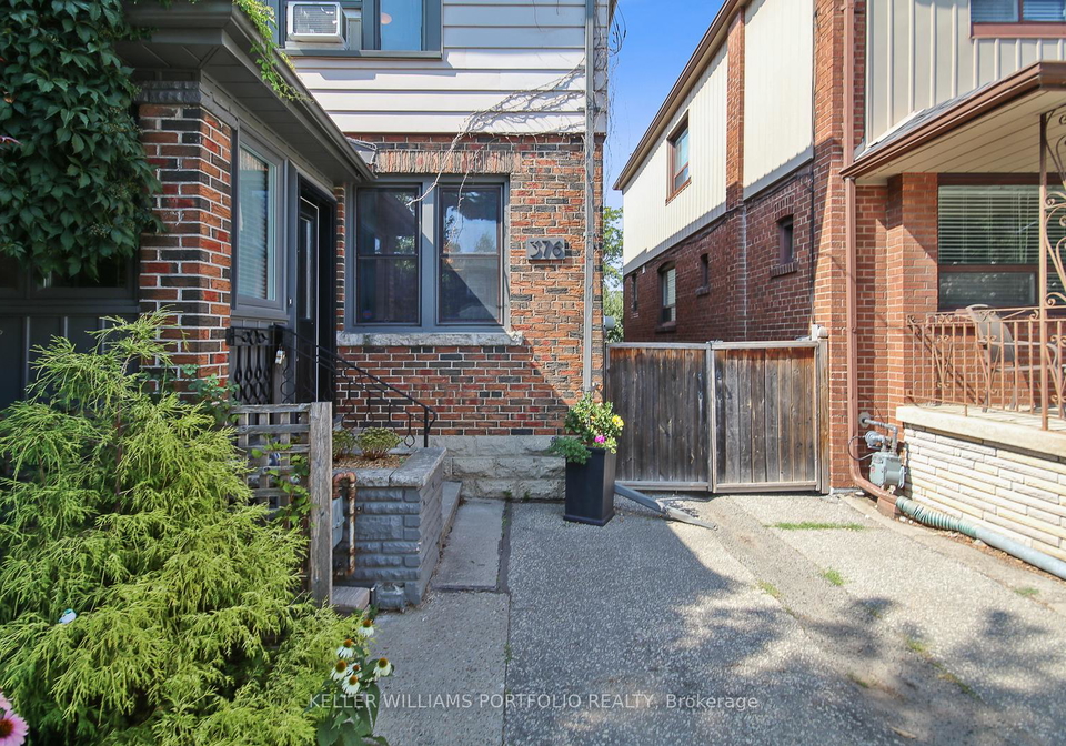 376-st-johns-road-toronto-ontario-w12347091