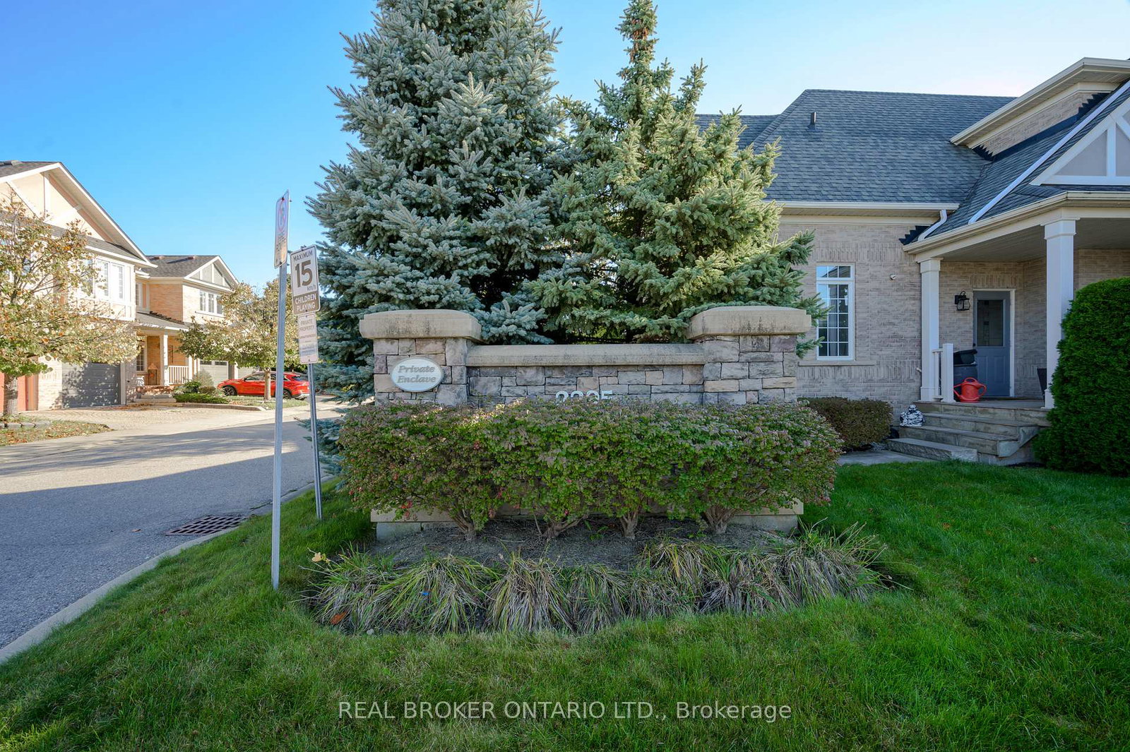 2295-rochester-circle-oakville-ontario-w12347105