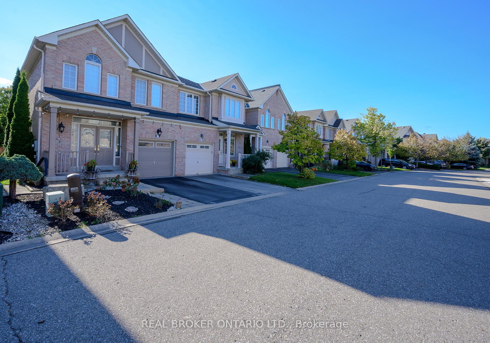 2295-rochester-circle-oakville-ontario-w12347105