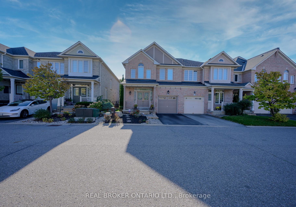 2295-rochester-circle-oakville-ontario-w12347105
