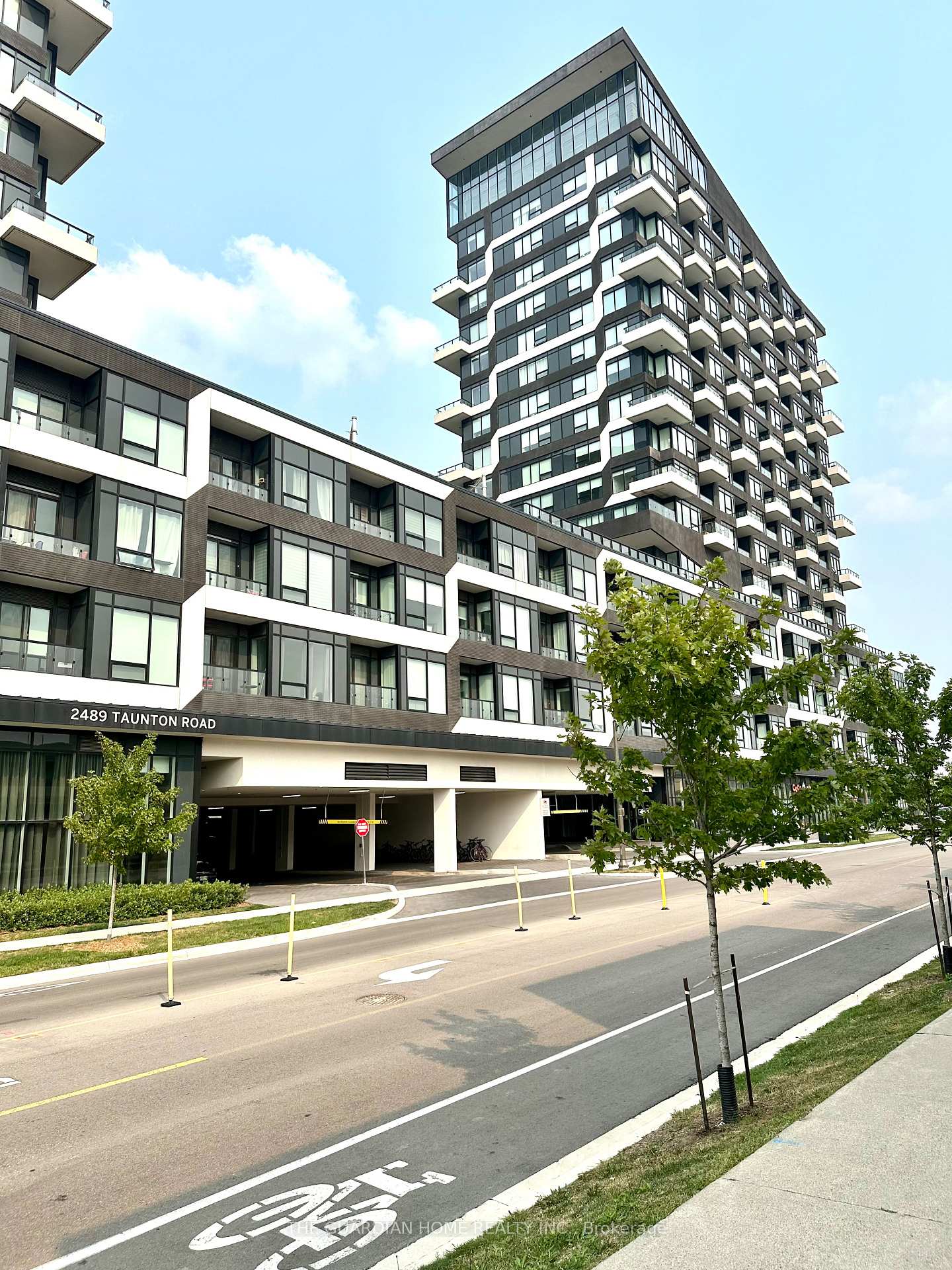 2489-taunton-road-oakville-ontario-w12347319