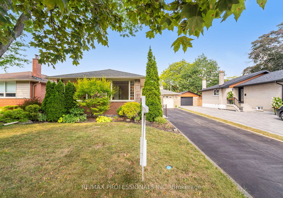 6-tapley-drive-etobicoke-ontario-w12347535