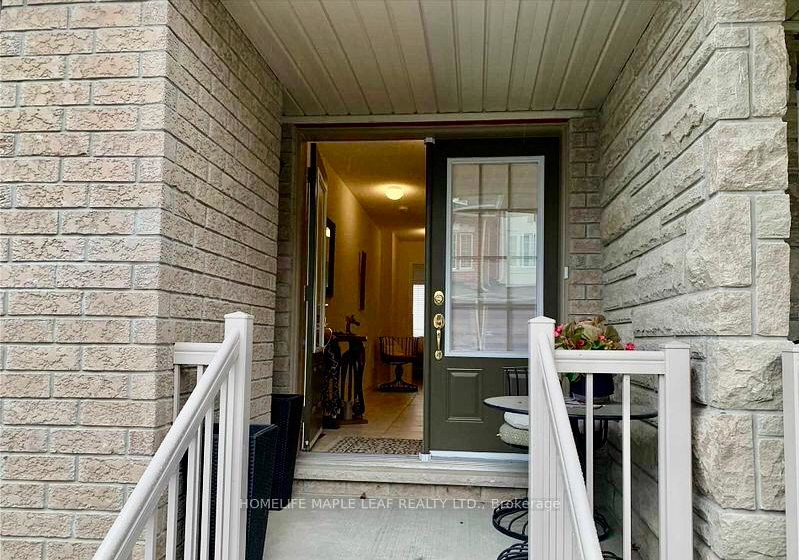 54-miami-grove-brampton-ontario-w12347594