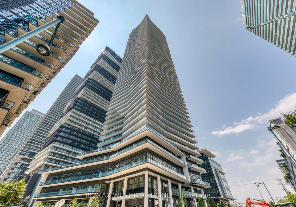 38-annie-craig-drive-etobicoke-ontario-w12347649