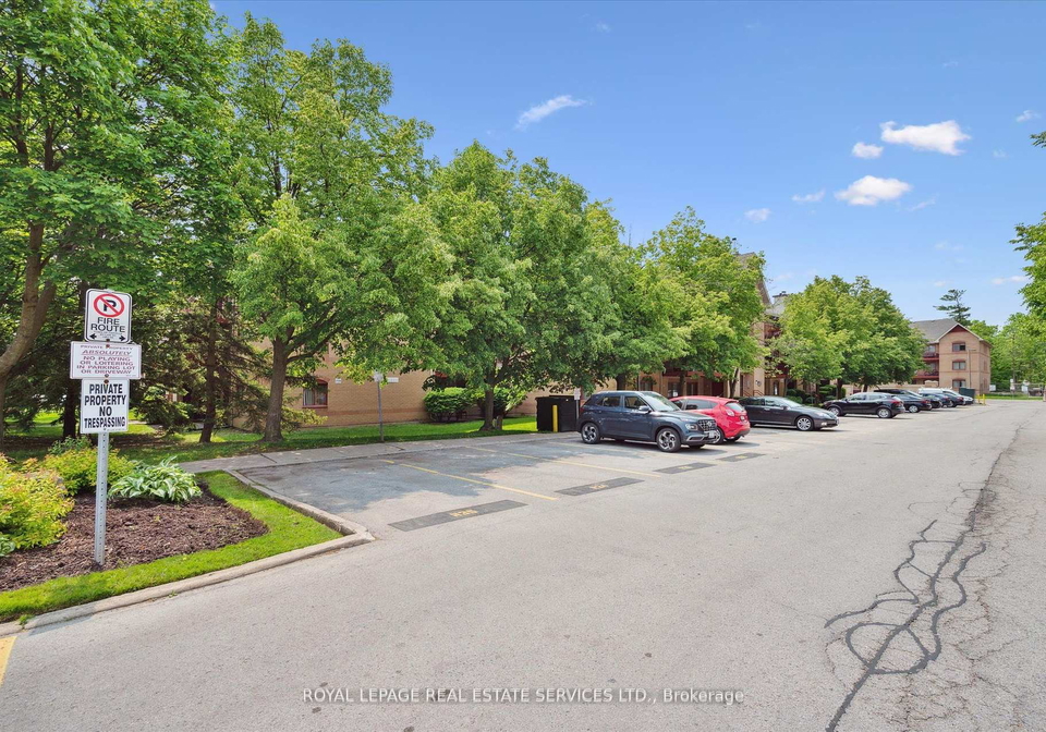 1514-pilgrims-way-oakville-ontario-w12348066