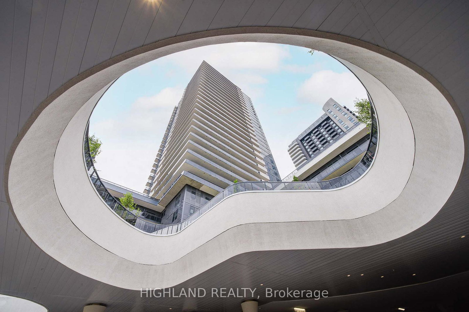 5105-hurontario-street-mississauga-ontario-w12348100