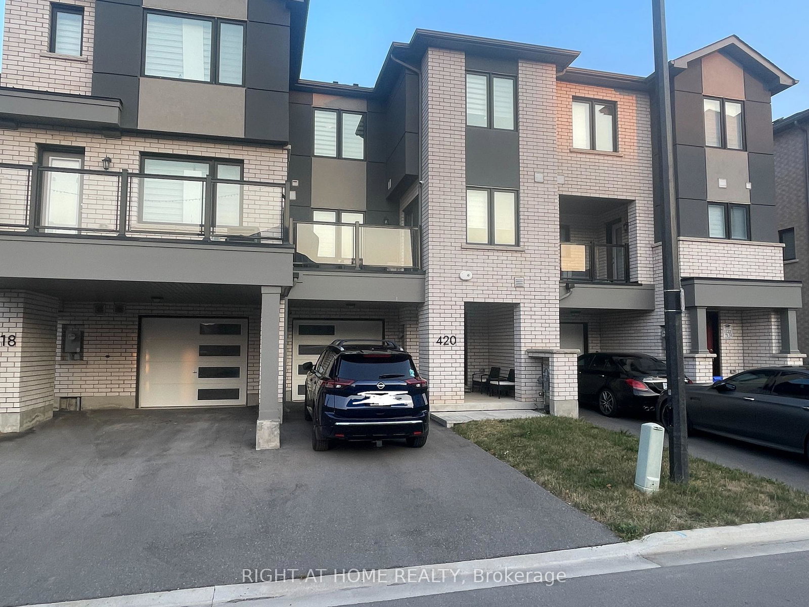 420-bellflower-court-milton-ontario-w12348288