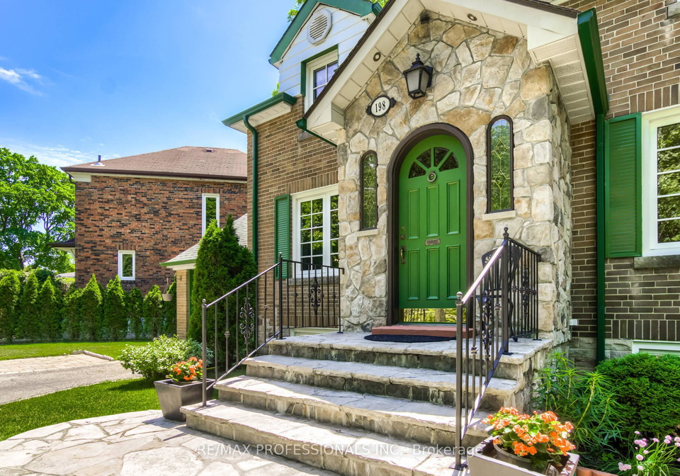 198-the-kingsway-etobicoke-ontario-w12348651