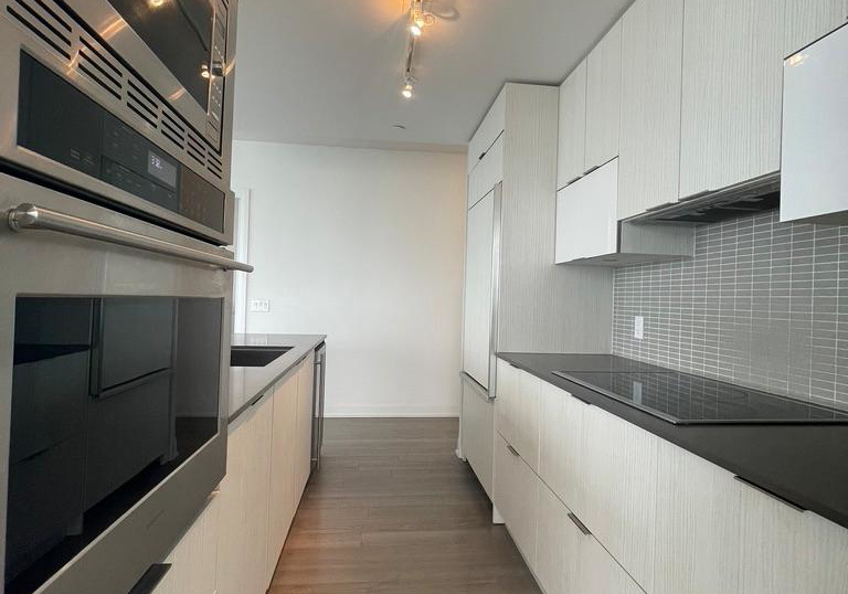 56-annie-craig-drive-etobicoke-ontario-w12348863