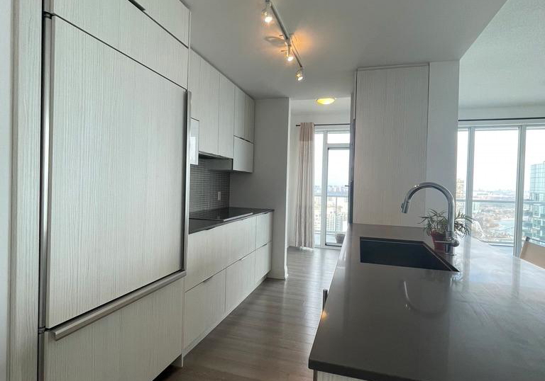 56-annie-craig-drive-etobicoke-ontario-w12348863