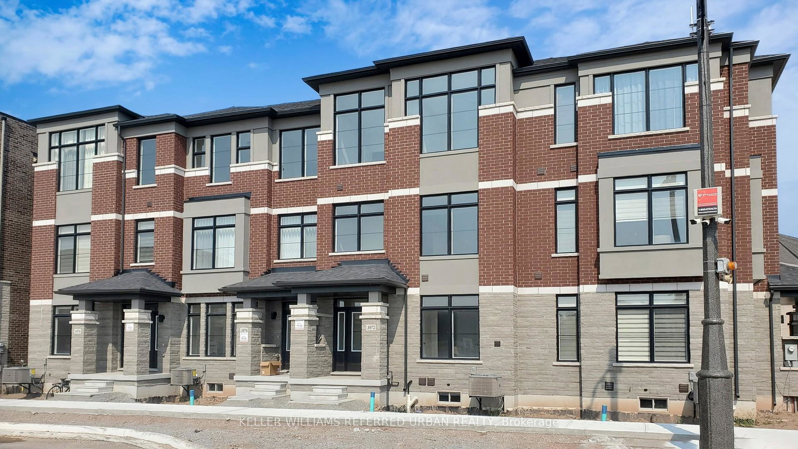 1072-wheat-boom-drive-oakville-ontario-w12348916
