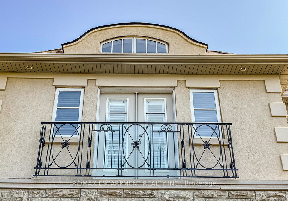 104-miller-drive-halton-hills-ontario-w12348930