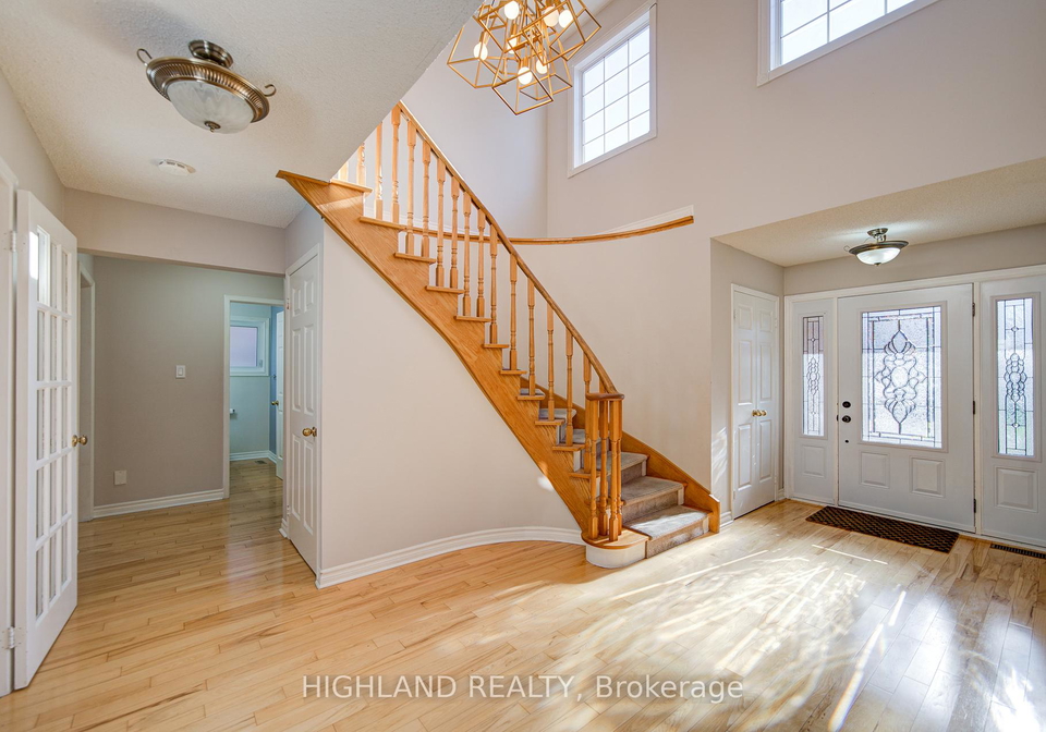1246-heathfield-crescent-oakville-ontario-w12349070