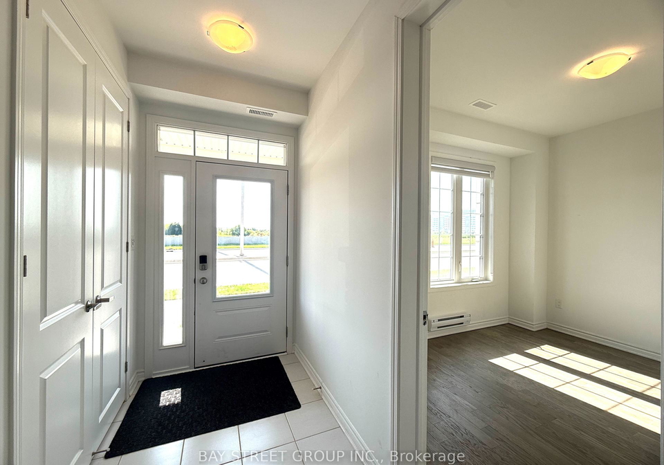 1409-william-halton-parkway-oakville-ontario-w12349075