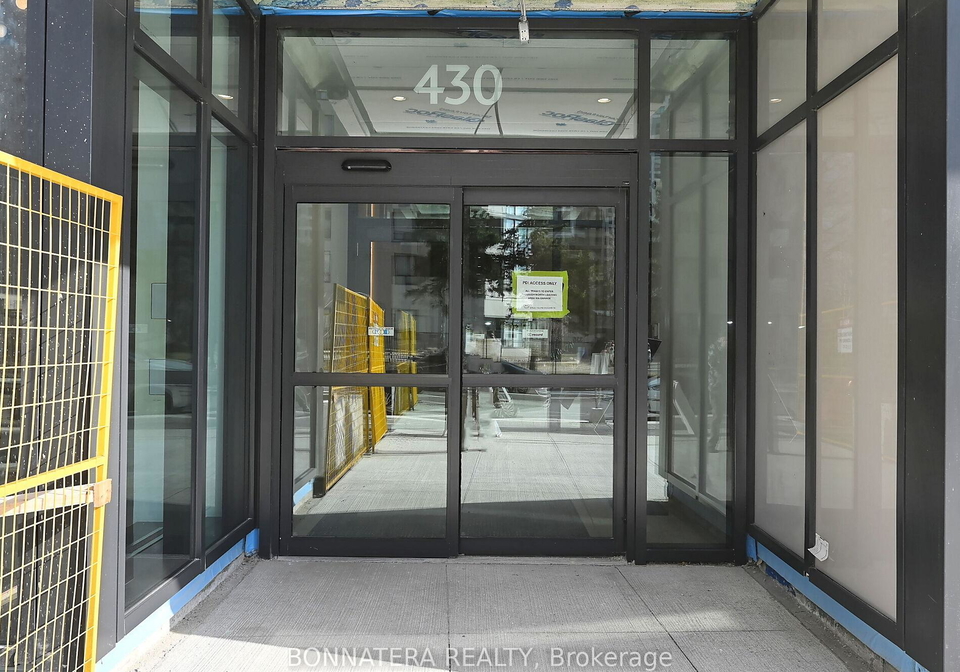 430-square-one-drive-mississauga-ontario-w12349080
