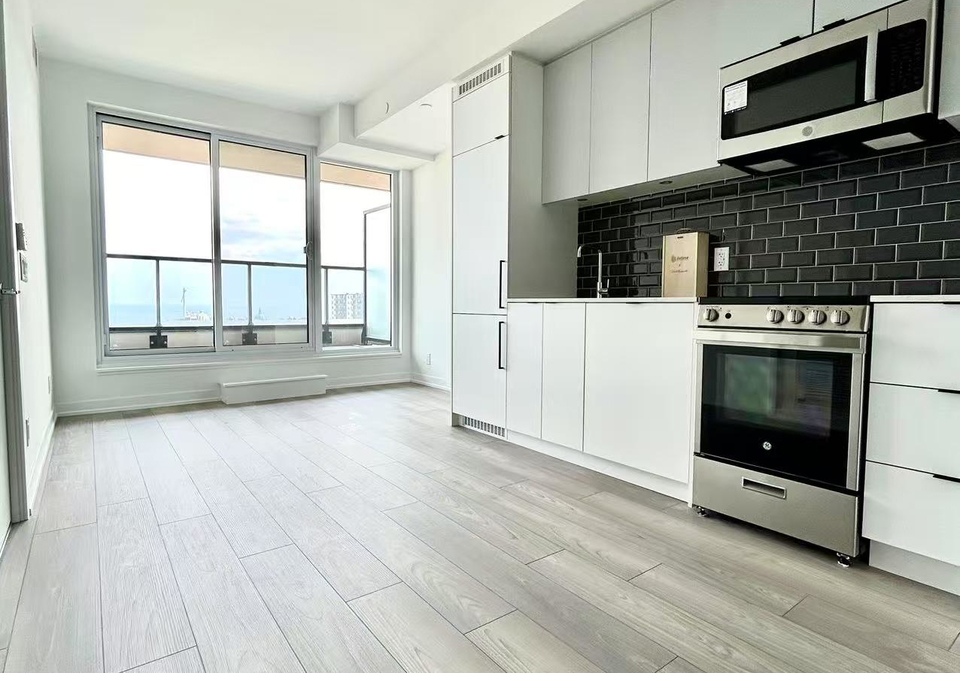 1182-king-street-w-toronto-ontario-w12349165