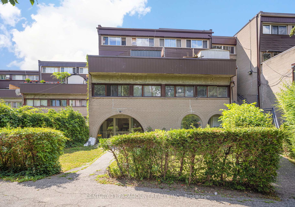 19-london-green-court-york-ontario-w12349238