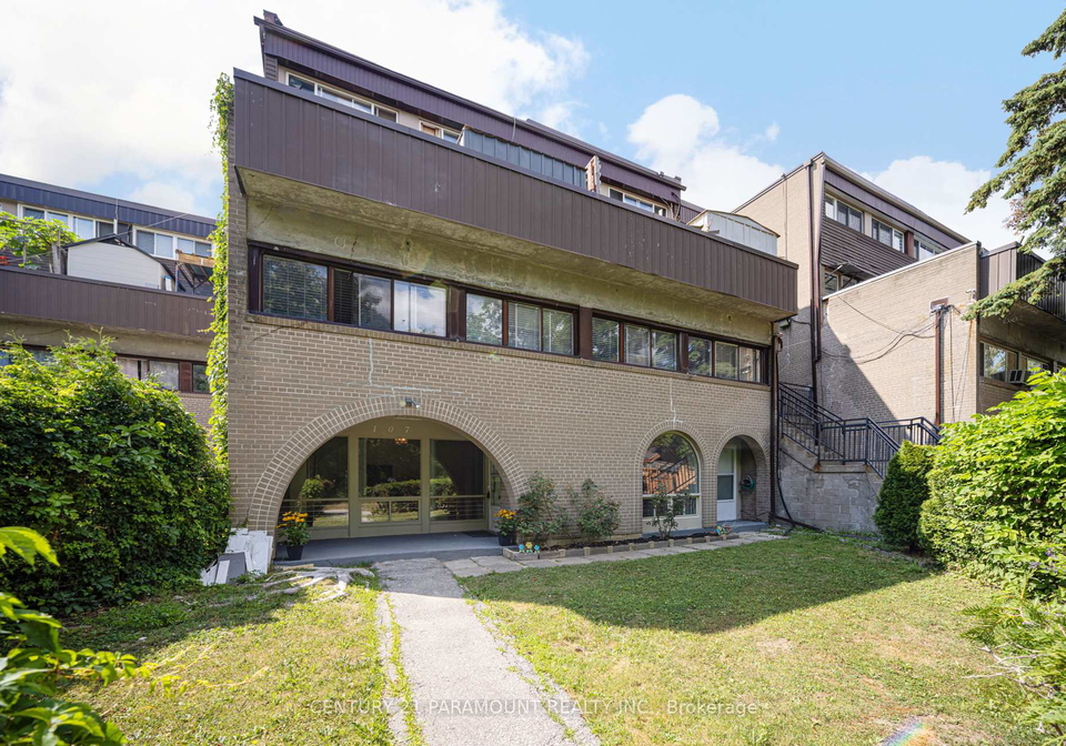 19-london-green-court-york-ontario-w12349238