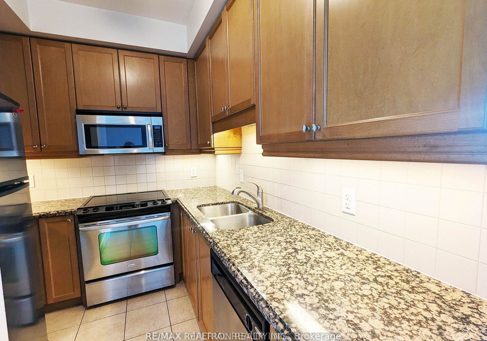 60-absolute-avenue-mississauga-ontario-w12349324