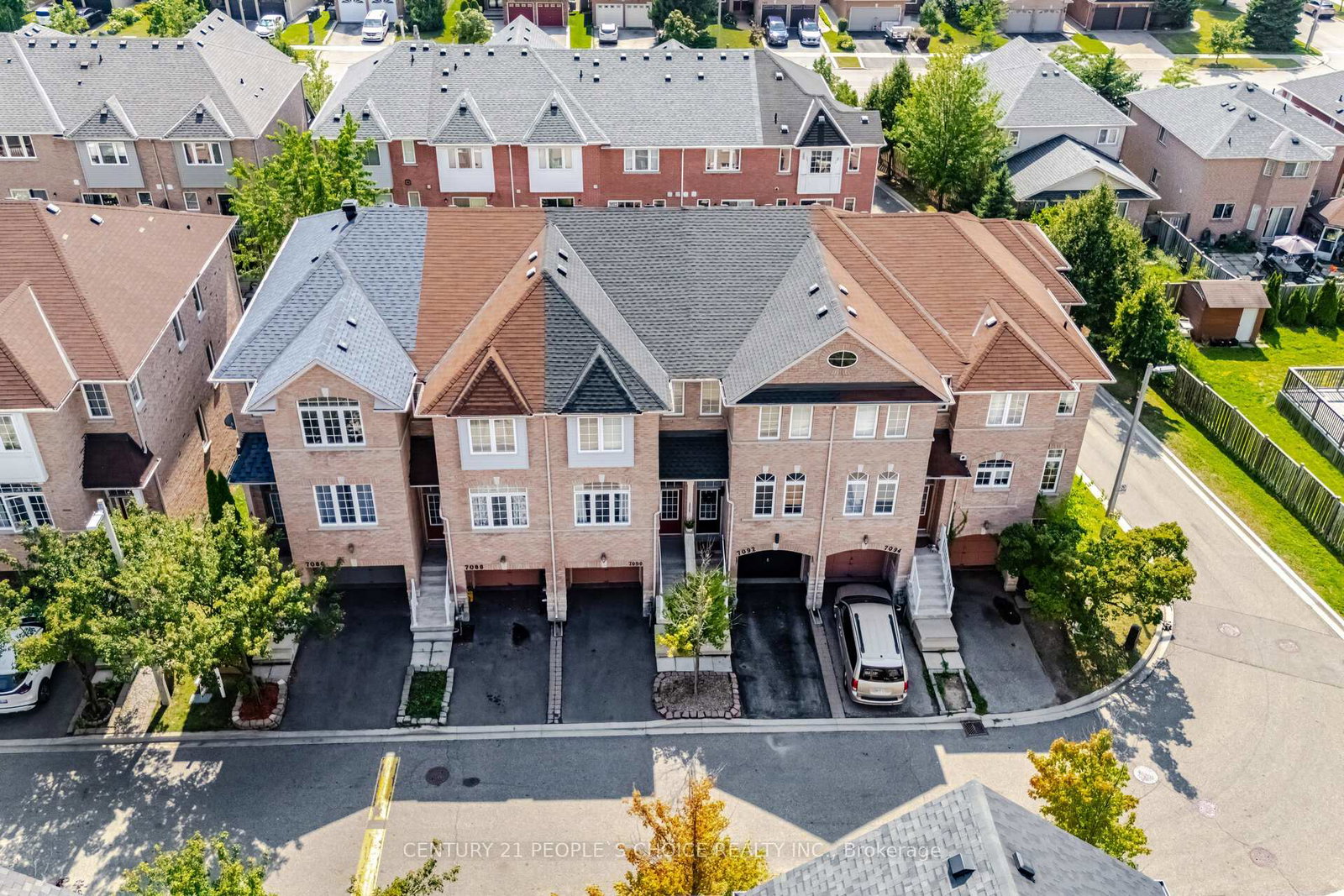 7090-fairmeadow-crescent-mississauga-ontario-w12349351