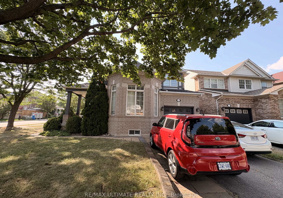 3-riggs-drive-brampton-ontario-w12349375