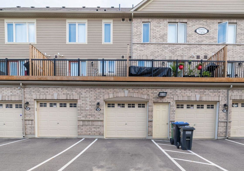1-beckenrose-court-w-brampton-ontario-w12349381