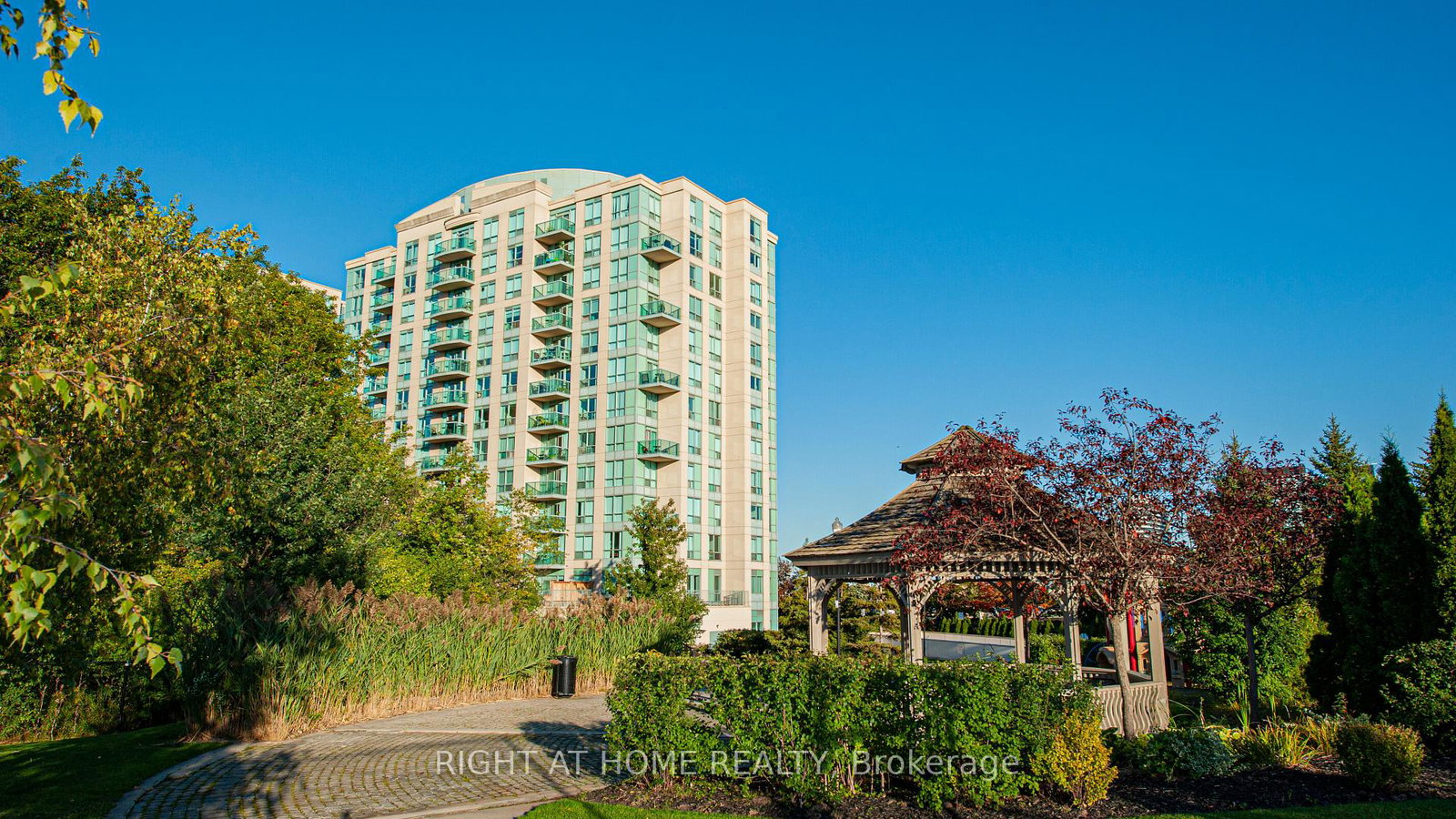 2545-erin-centre-boulevard-mississauga-ontario-w12349398