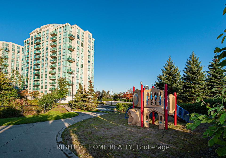 2545-erin-centre-boulevard-mississauga-ontario-w12349398