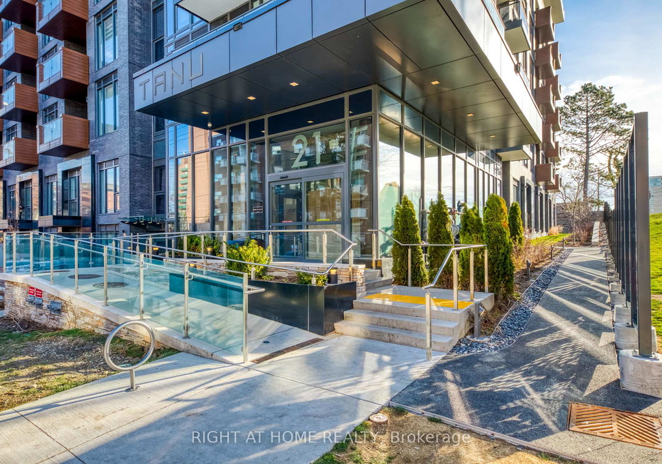 21-park-street-e-mississauga-ontario-w12349545