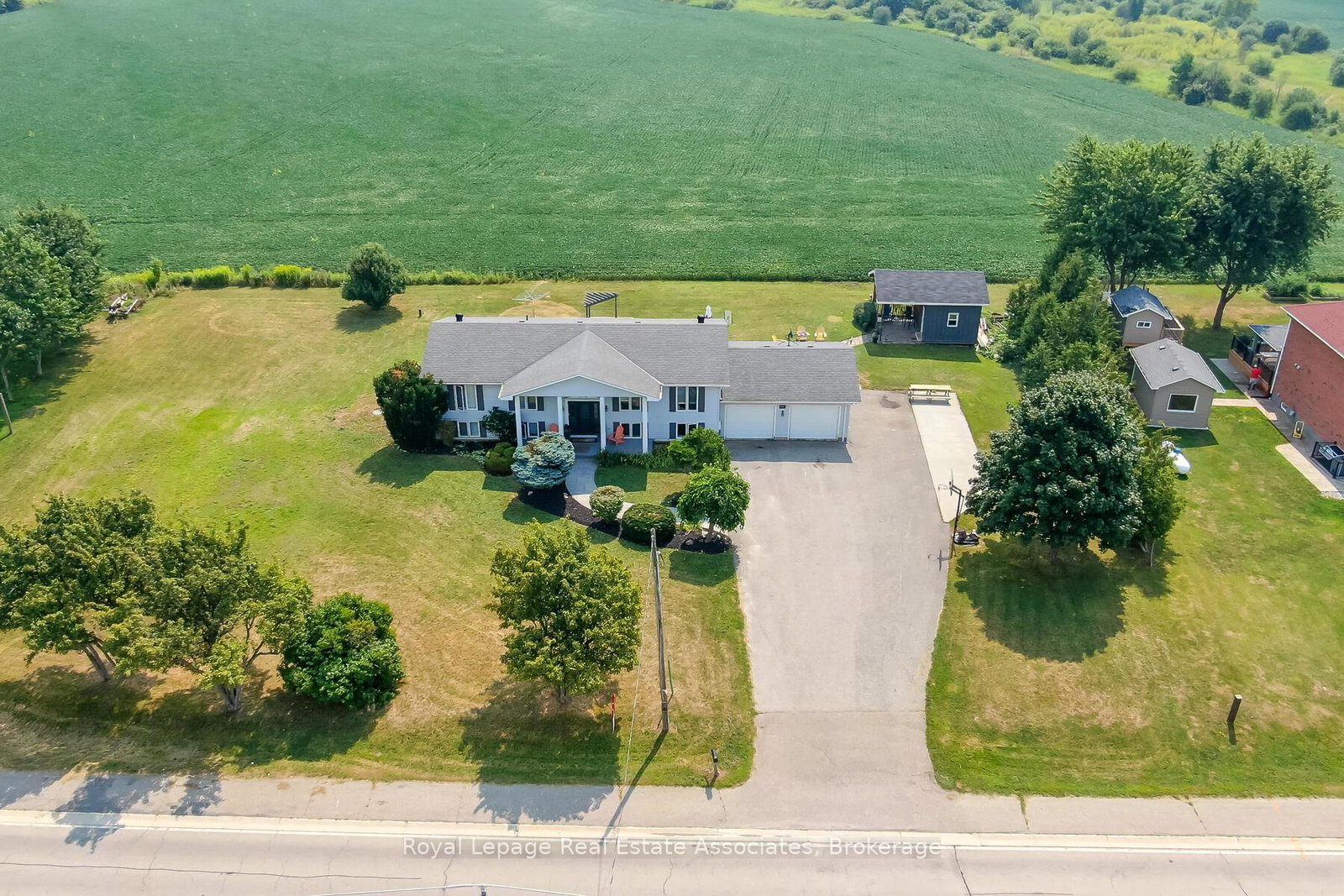 13318-10-side-road-halton-hills-ontario-w12349674
