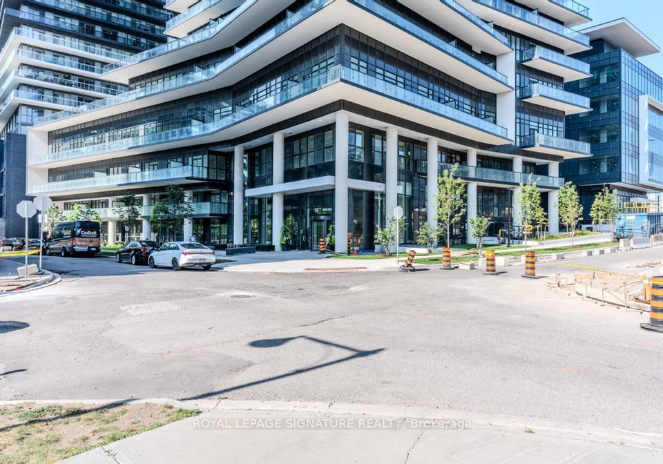 38-annie-craig-drive-etobicoke-ontario-w12349874