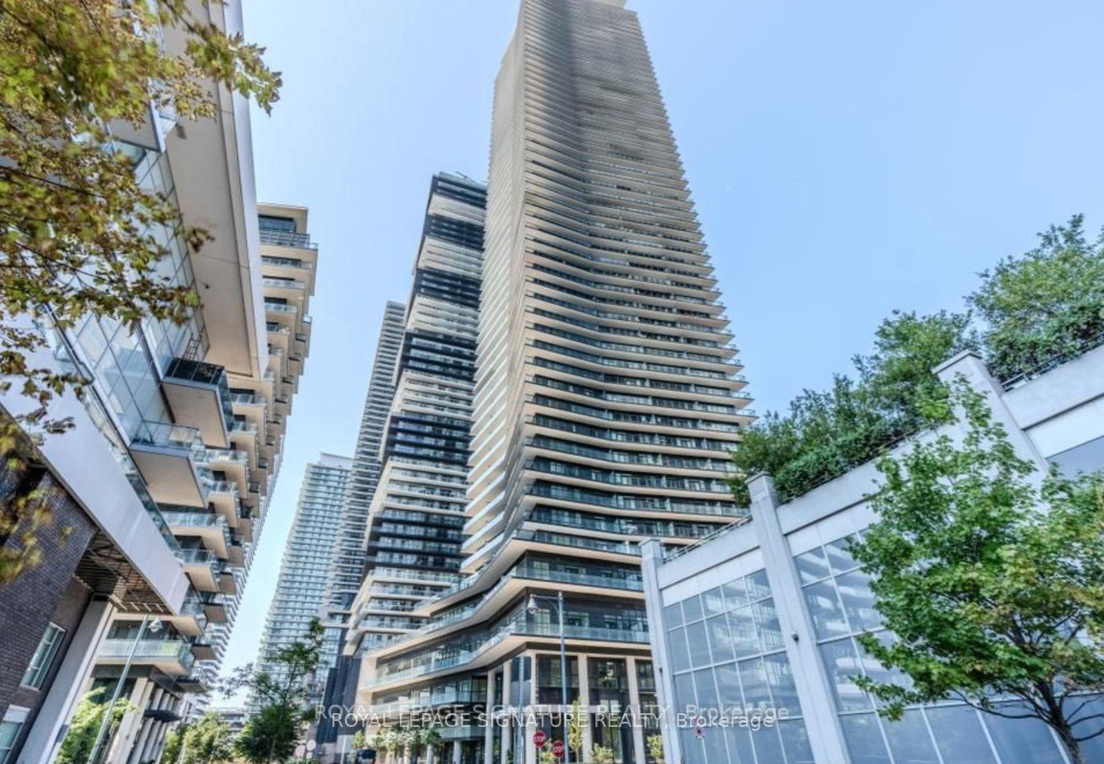 38-annie-craig-drive-etobicoke-ontario-w12349936