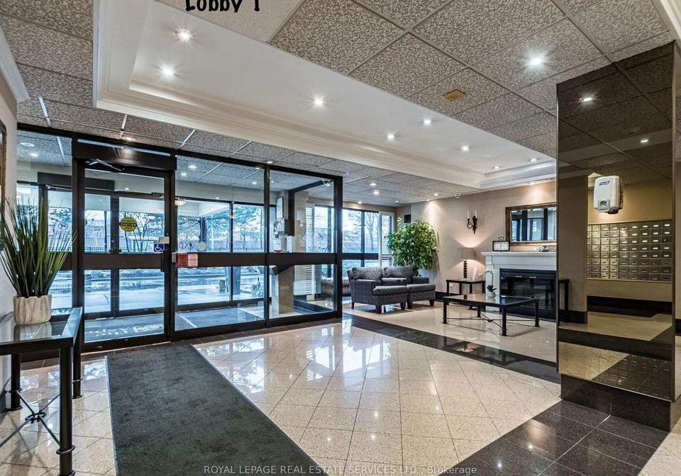 1300-valley-boulevard-mississauga-ontario-w12350226