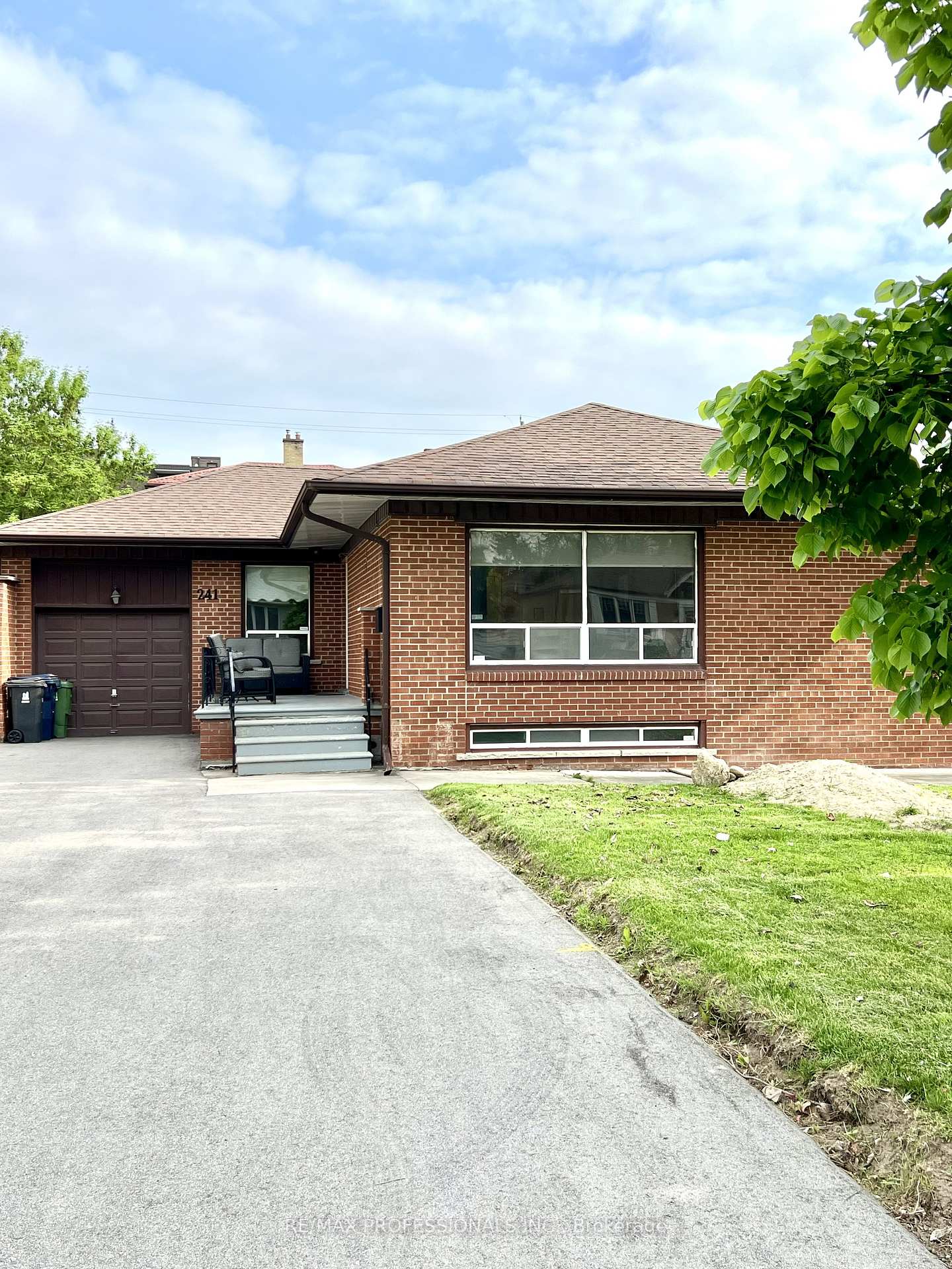 241-epsom-downs-drive-york-ontario-w12350325