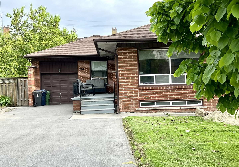 241-epsom-downs-drive-york-ontario-w12350325