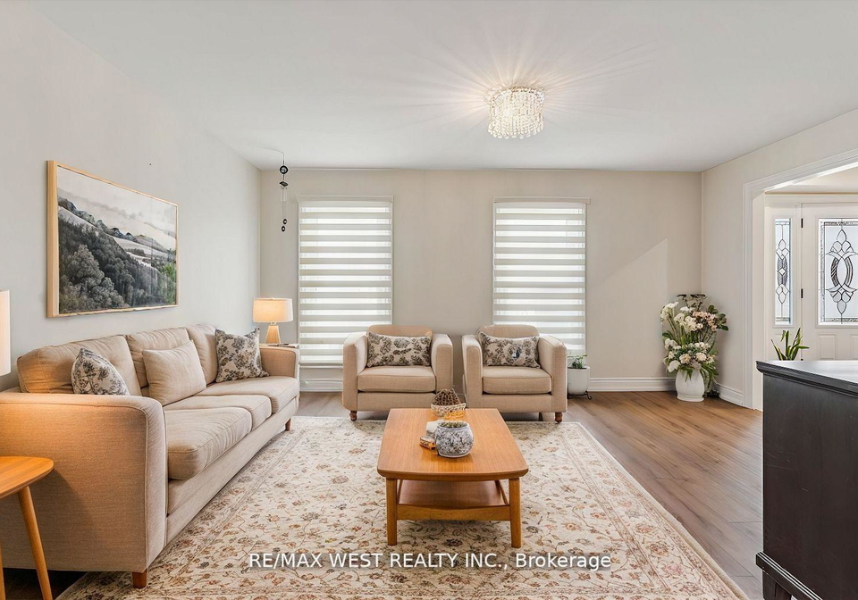 209-louis-drive-mississauga-ontario-w12350370