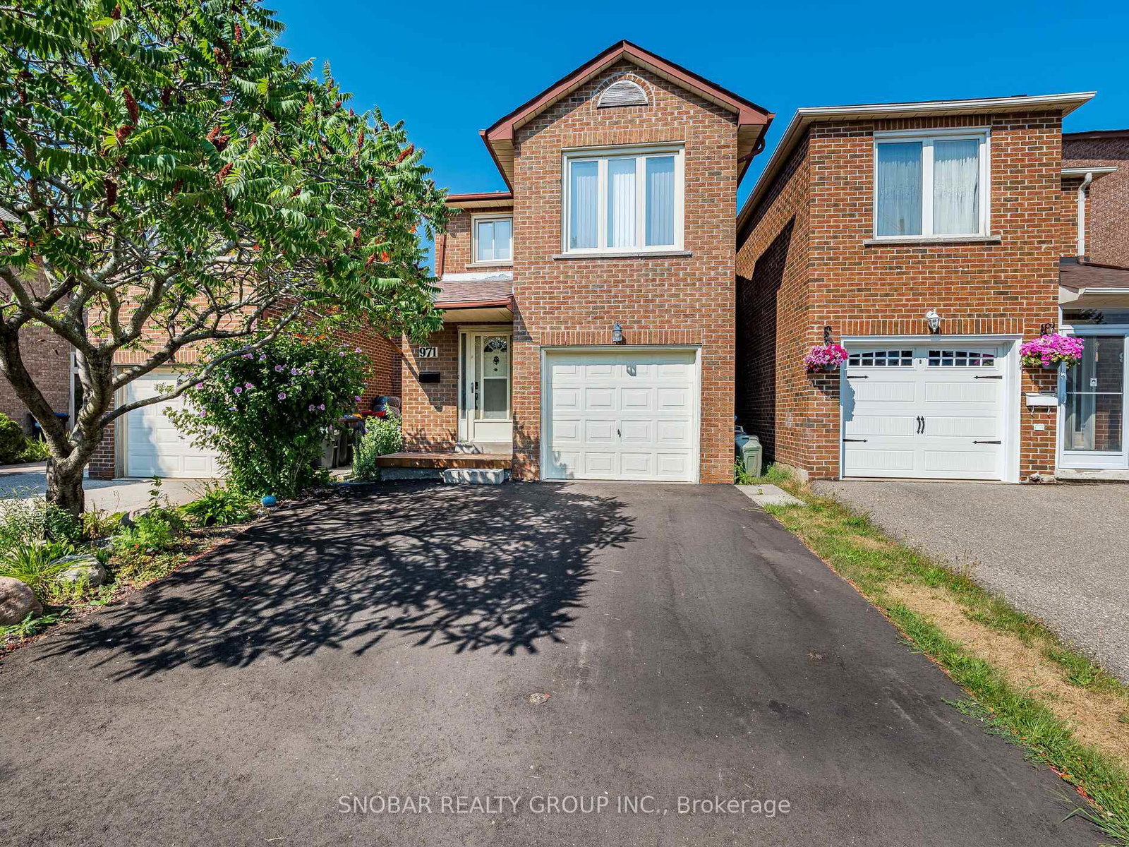 971-lucerne-crescent-mississauga-ontario-w12350469