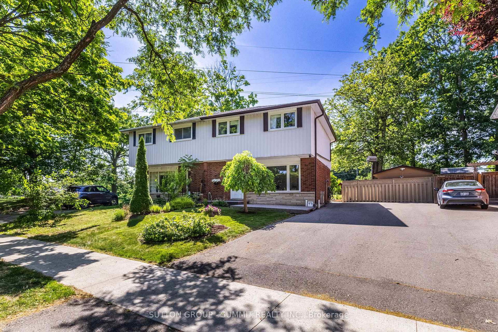 2411-mount-forest-drive-burlington-ontario-w12350486