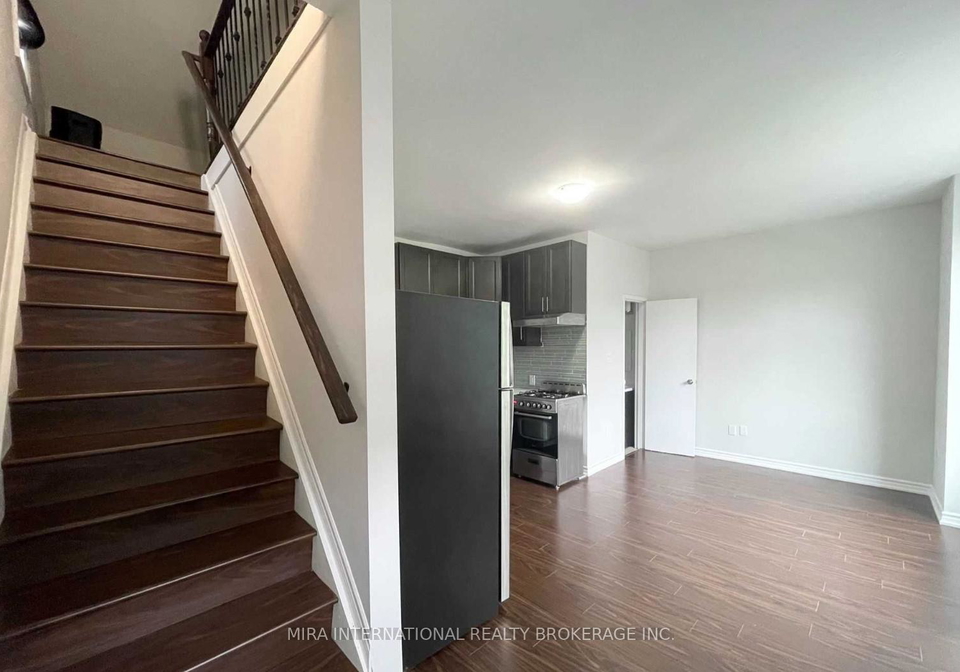 70-melbourne-avenue-toronto-ontario-w12350532