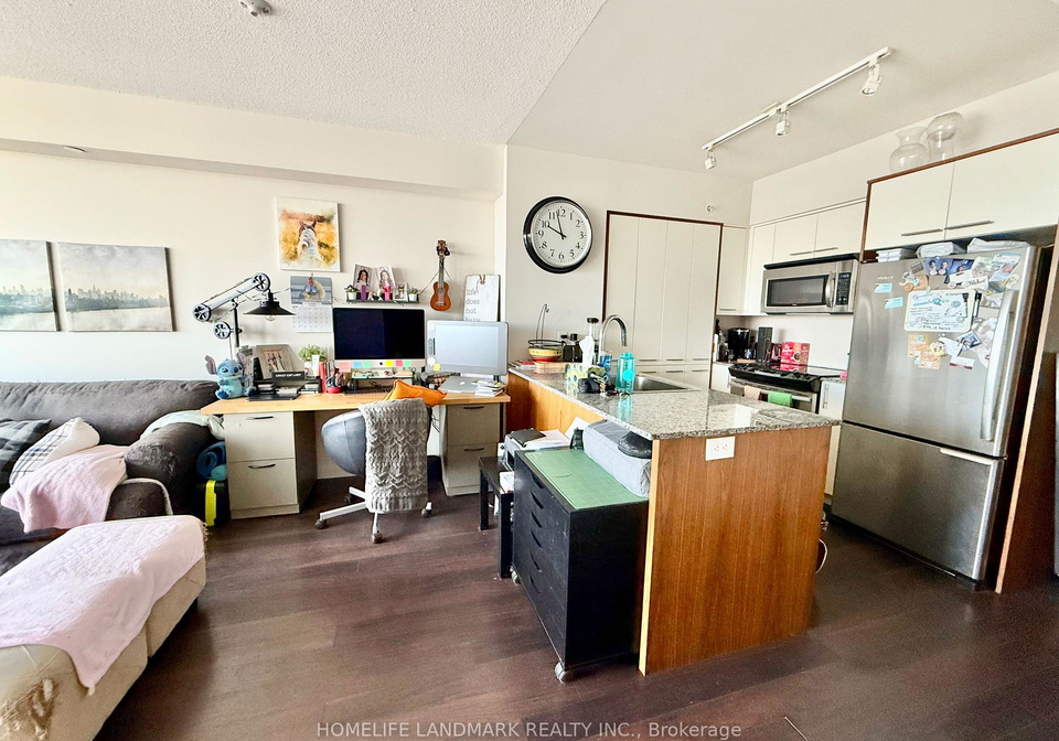 1-valhalla-inn-road-etobicoke-ontario-w12350724
