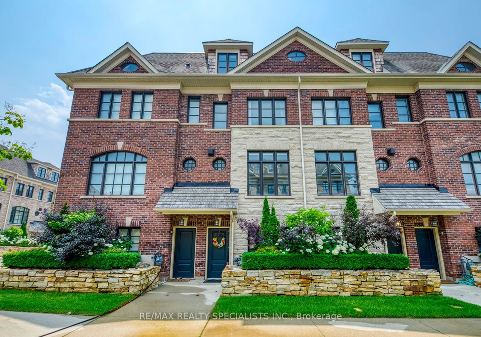 2025-queensborough-gate-mississauga-ontario-w12350747
