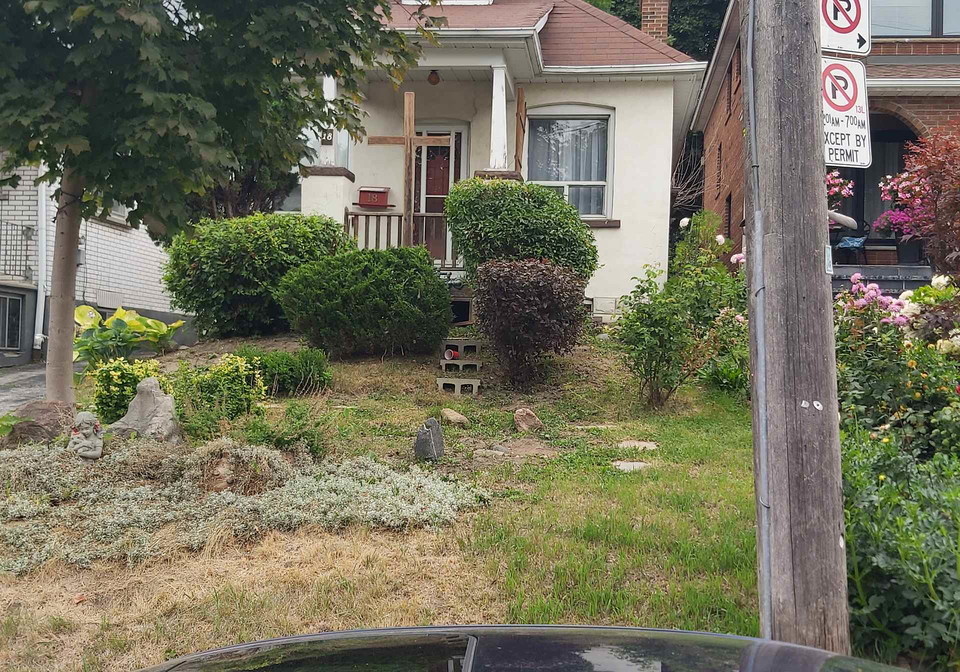 18-preston-road-toronto-ontario-w12350918