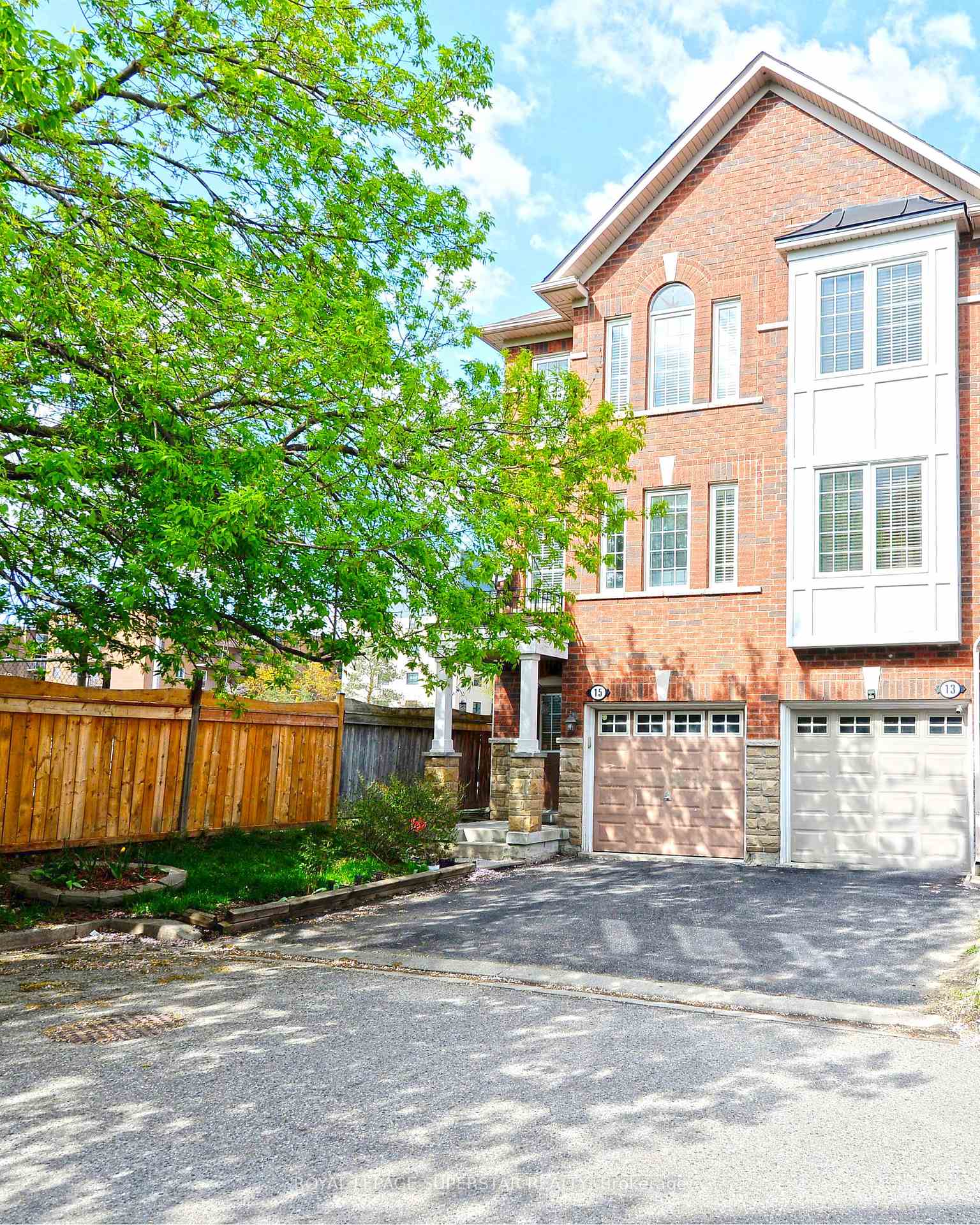 15-gemstone-lane-brampton-ontario-w12351035