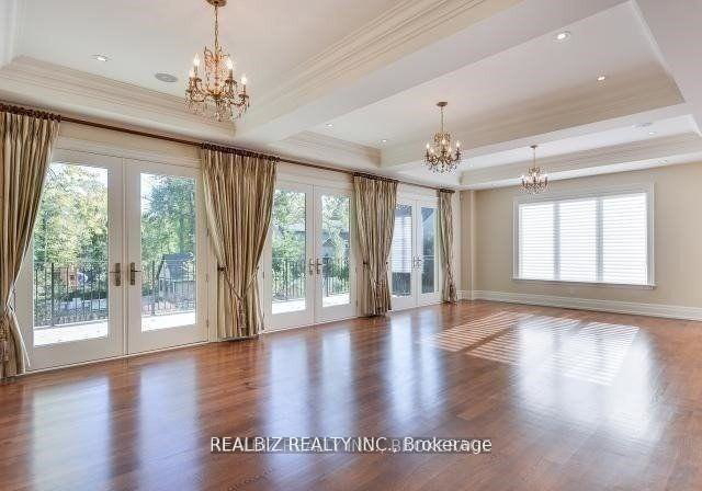 540-lakeshore-road-e-oakville-ontario-w12351213