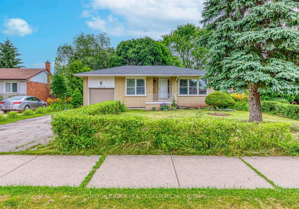 1259-montclair-drive-oakville-ontario-w12351454
