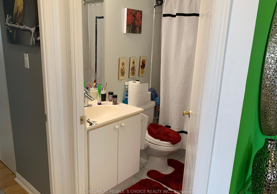 135-hillcrest-avenue-mississauga-ontario-w12351480